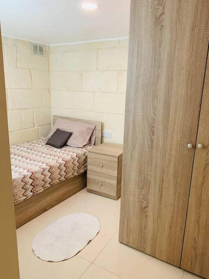 Serenity Qormi Екстериор снимка
