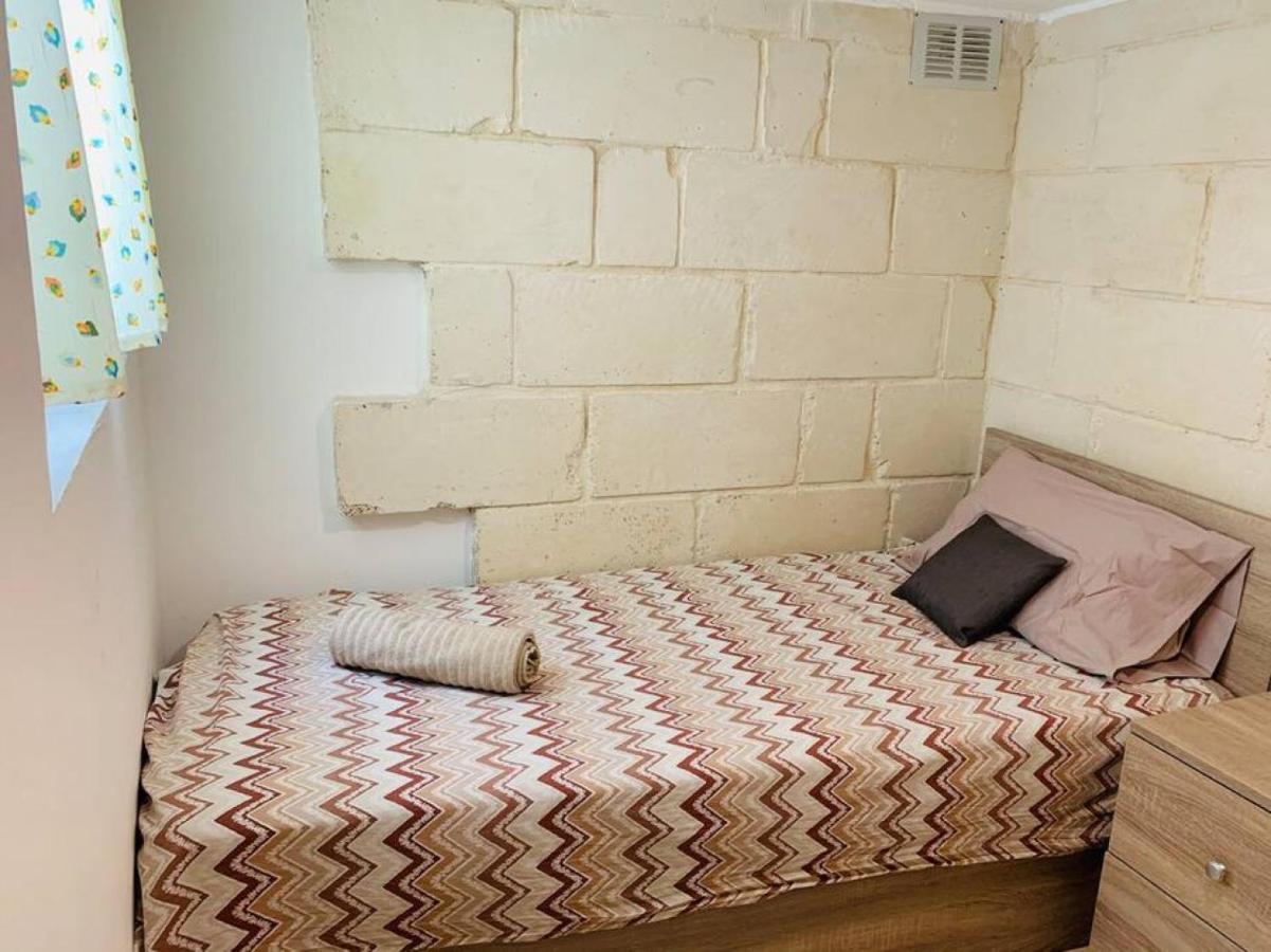 Serenity Qormi Екстериор снимка